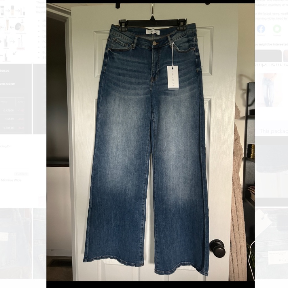 Wide Leg RISEN Jeans
